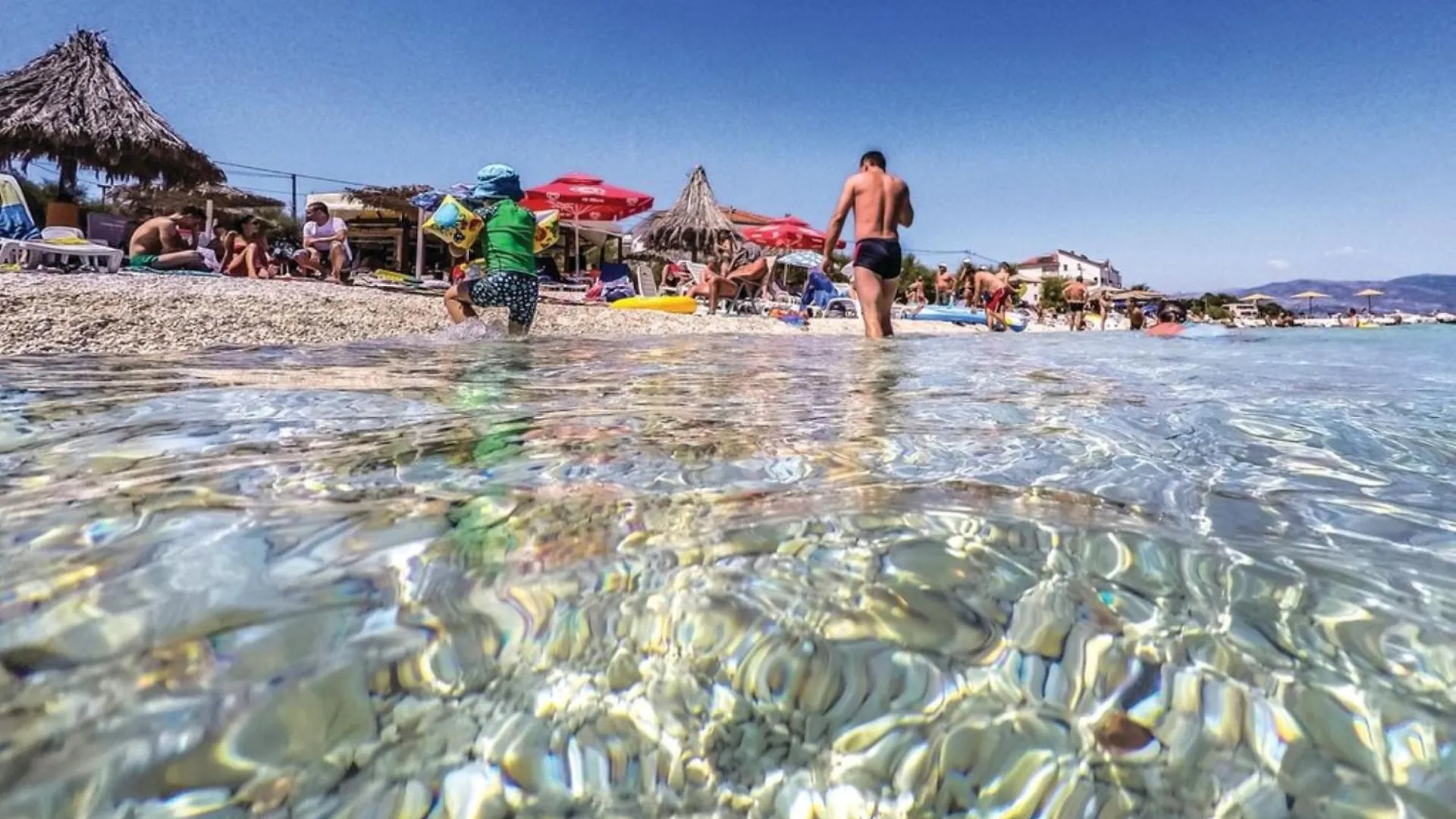 Cozy Beachfront Holiday Home Slatine Croatia