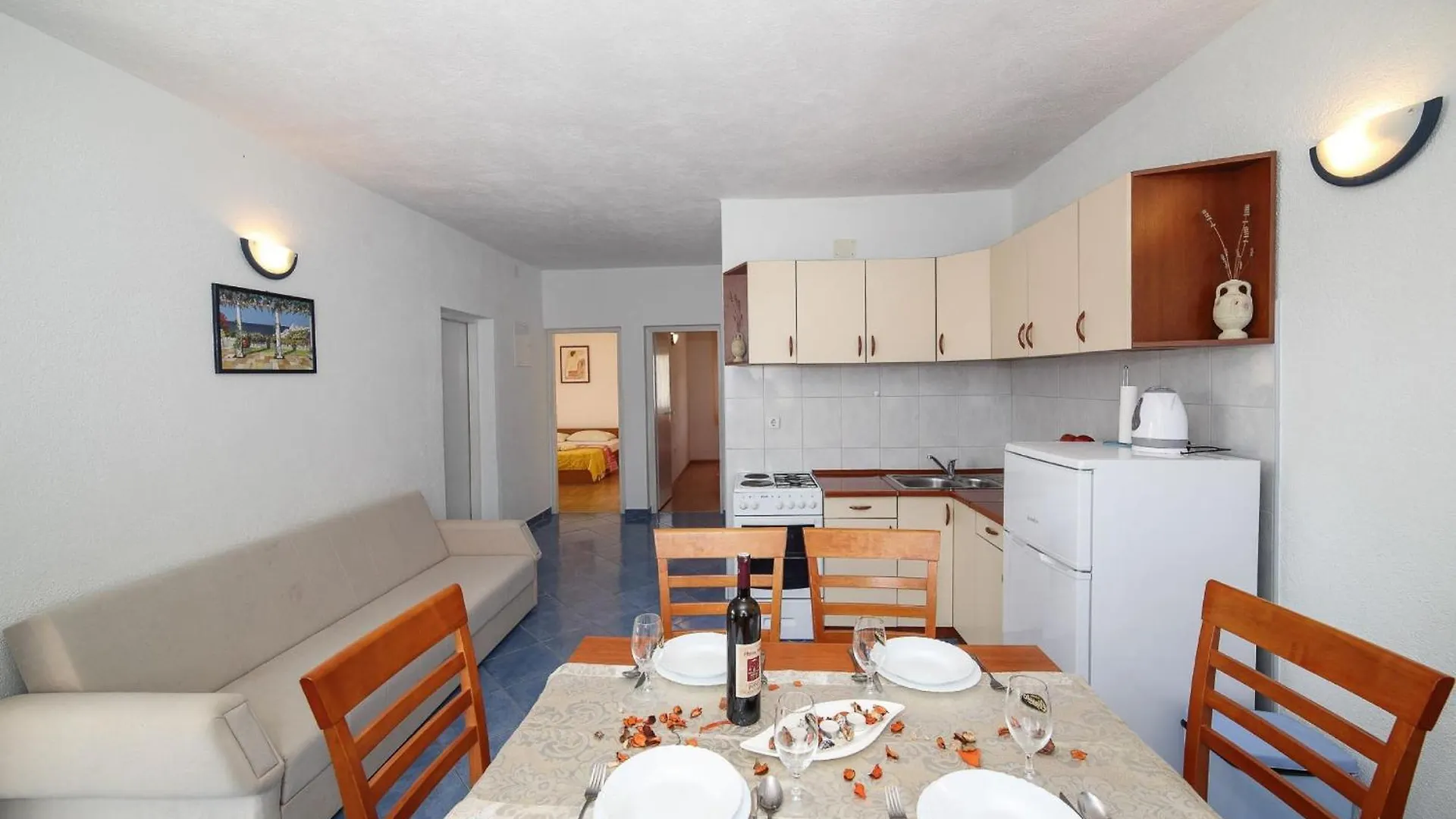 Cozy Beachfront Holiday Home Slatine Croatia